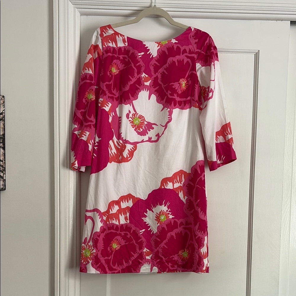 Lilly Pulitzer Pink Sheath Dress with Scoop Neck and 3/4 Sleeves